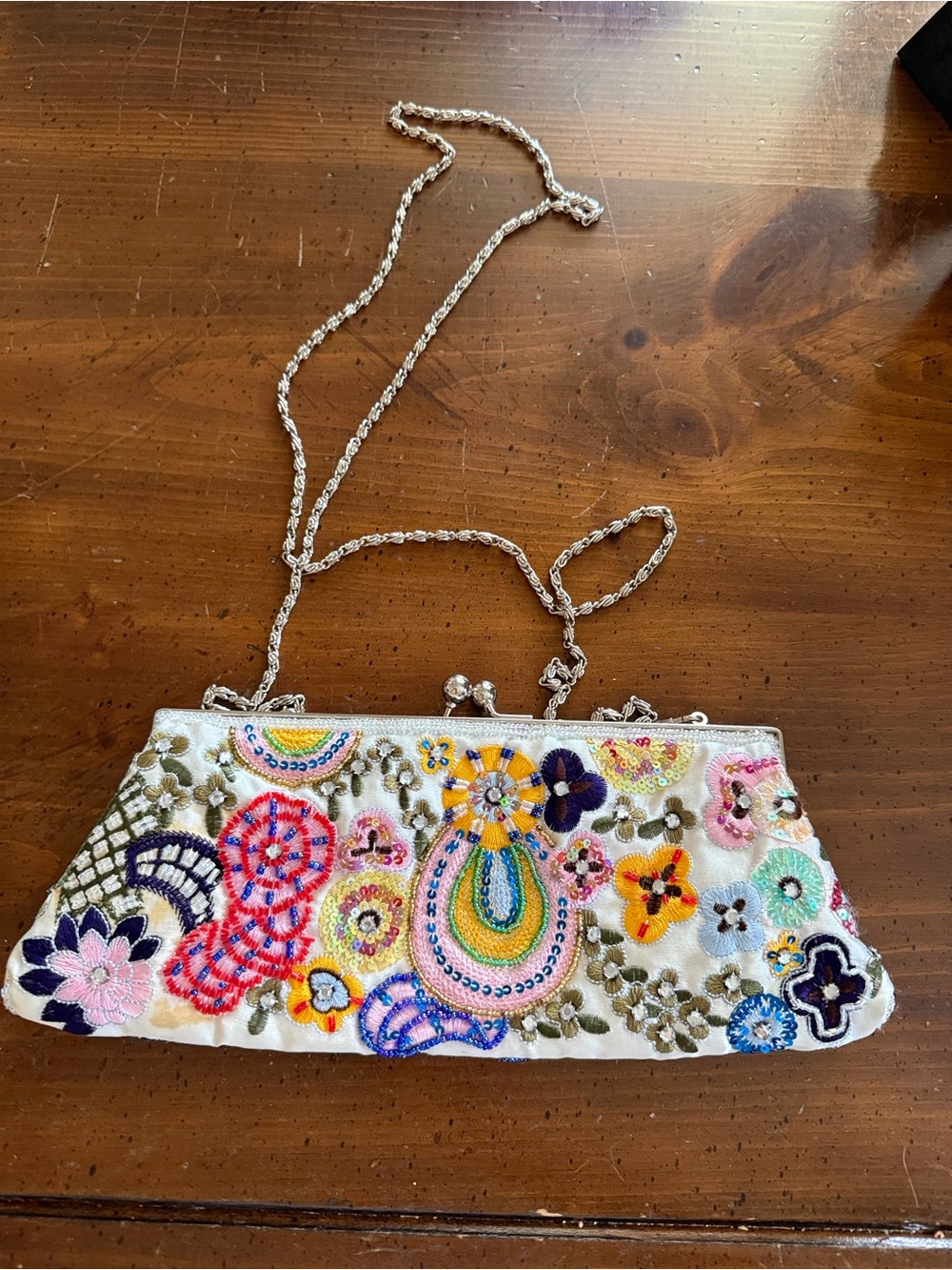 Embroidered Floral Beaded Clutch Crossbody Bag - White - Picture 2 of 6